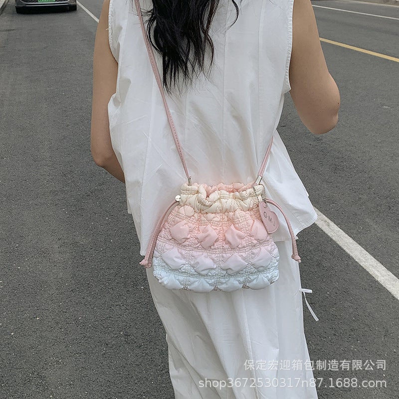Women'S Nylon Cloud Shoulder Crossbody Bag Lightweight Dumpling Bag Simple Rhombic Drawstring Drawstring Pleated Bucket Bag - Image 4