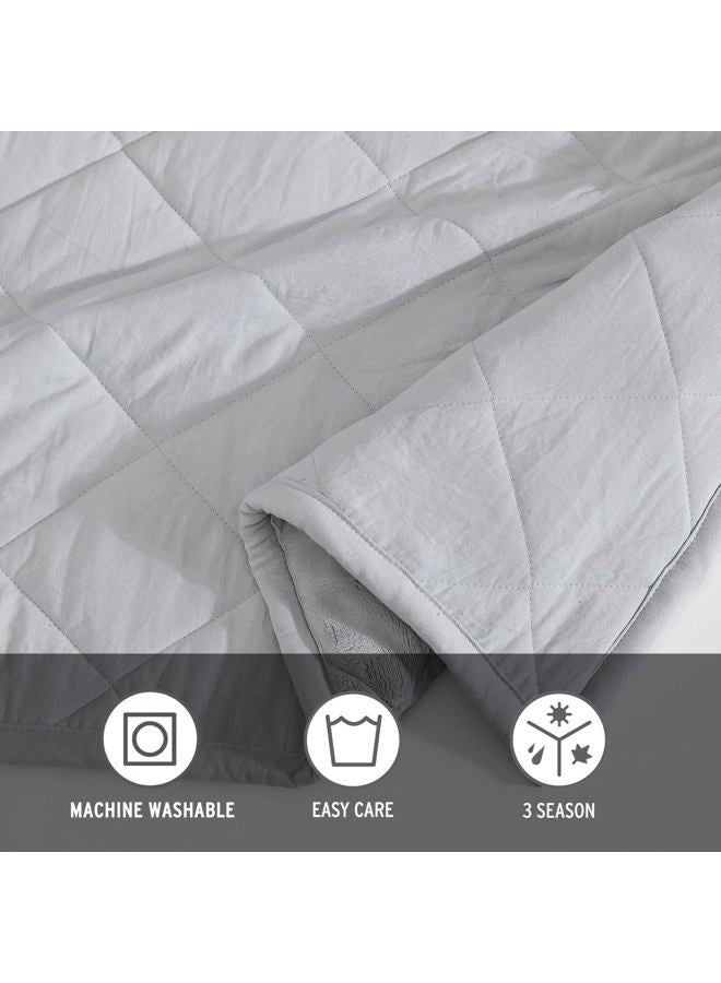 Eddie Bauer Twin Blanket, Quilted Microfiber with Plush Reverse, Soft Bed Blanket, Oeko-Tex Certified, Dorm Essentials (Classic Solid Grey) - Image 5
