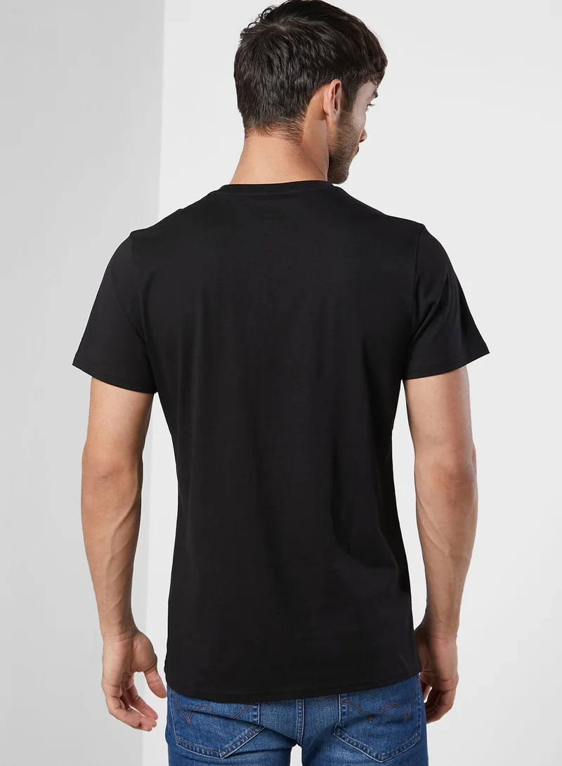 Liverpool FC Liverpool Ynwa Slash T-Shirt