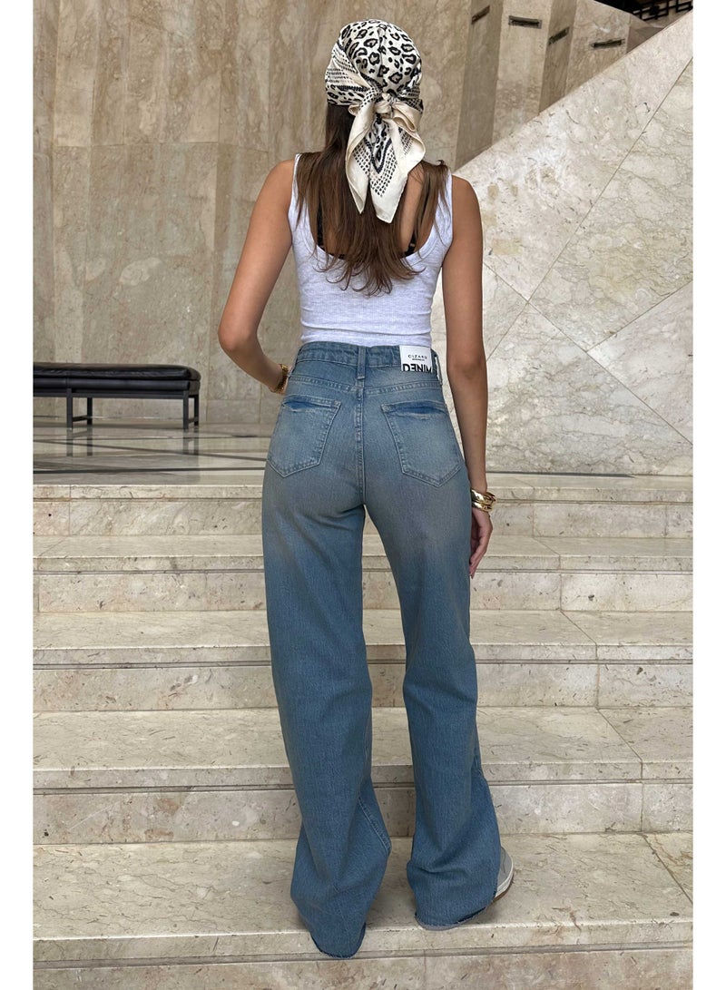 CIZARO Wide-Leg - High-Waist Clay Medium Blue Raw Hem Washed Jeans. - Image 2