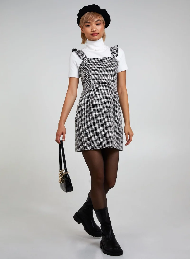 بينك فانيلا فستان مريلة تويد