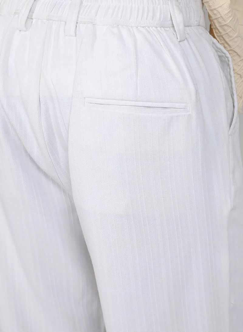 Campus Sutra Campus Sutra Men's Chalk White Tailored Linen-Blend Trousers For Casual Wear | Tailored Fit | 4 Pockets | Button Closure | Trousers Crafted With Comfort Fit For Everyday Wear