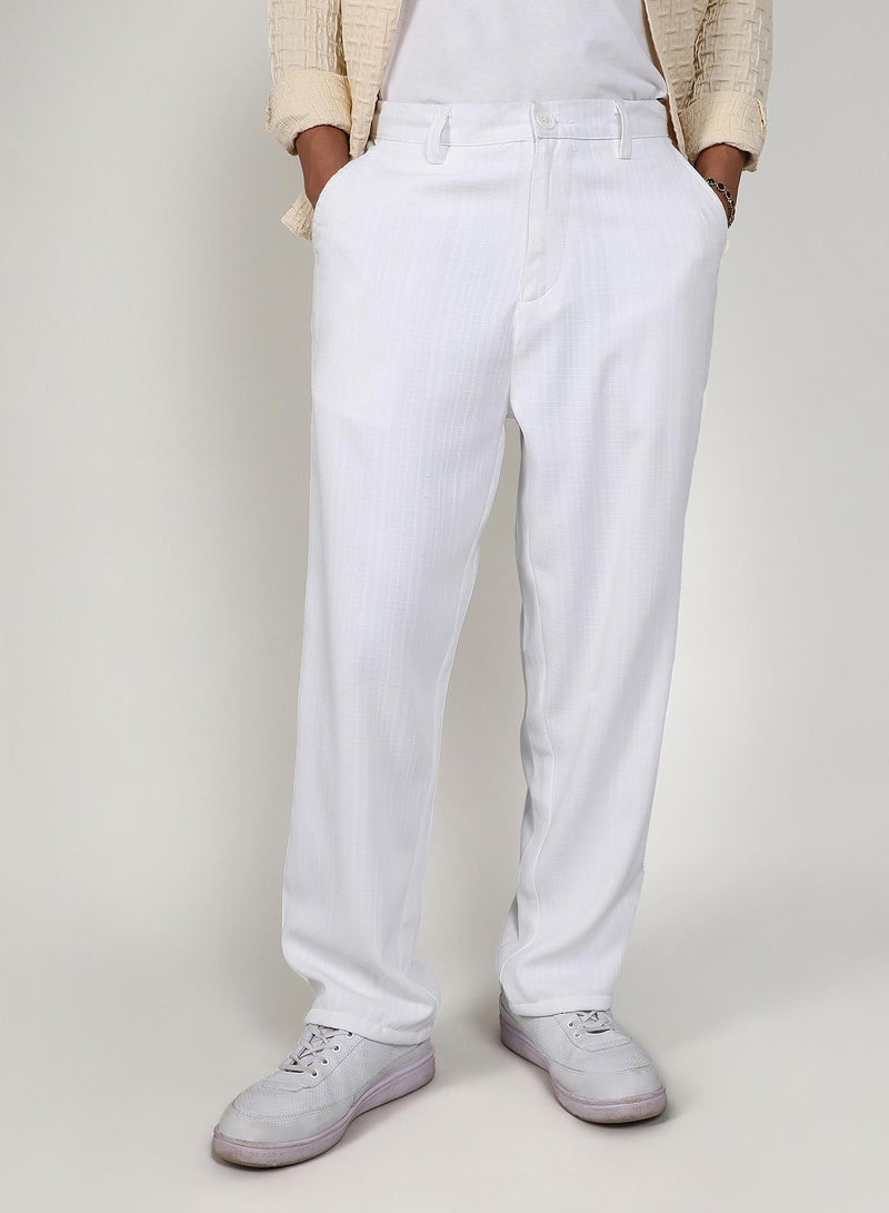Campus Sutra Campus Sutra Men's Chalk White Tailored Linen-Blend Trousers For Casual Wear | Tailored Fit | 4 Pockets | Button Closure | Trousers Crafted With Comfort Fit For Everyday Wear - Image 2