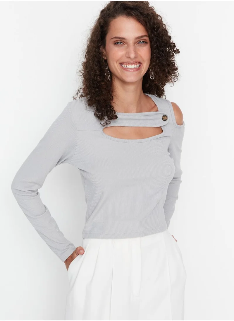 ترينديول Cold Shoulder Ribbed Cut Out Detail Top