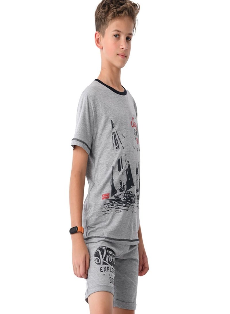 Urbasy Boys/Teens Printed Round Neck T-Shirt With Grey Shorts - Image 3