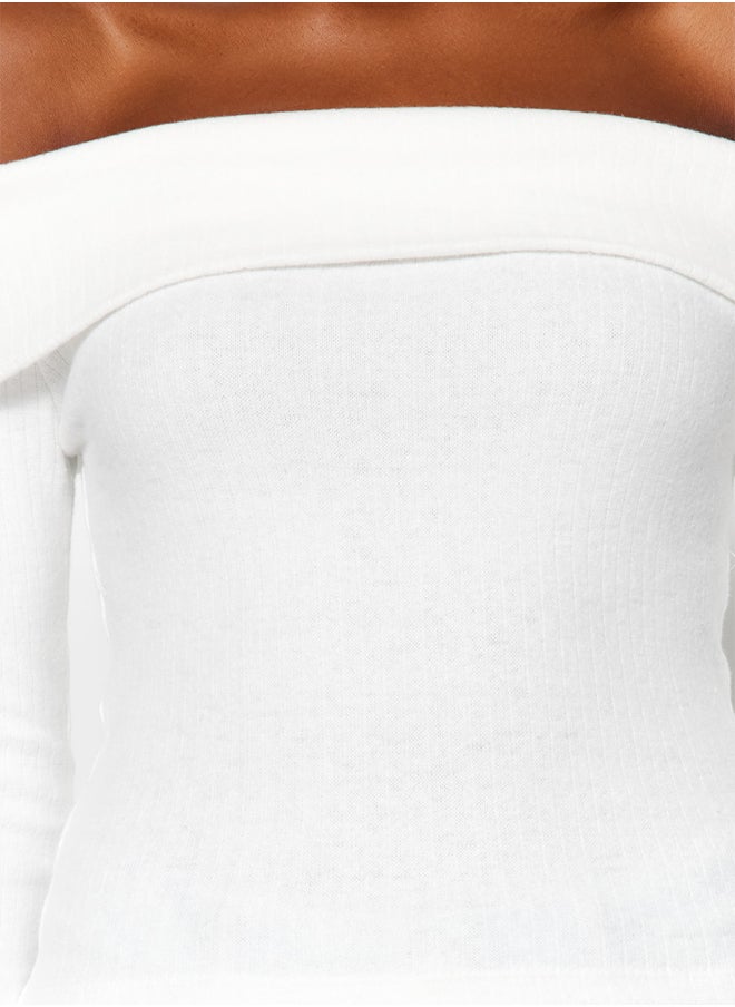 trendyol - Ecru Knitwear Look Carmen Collar Fitted Crop Knitted Madonna Collar Blouse TWOAW24BZ00180 - Image 1