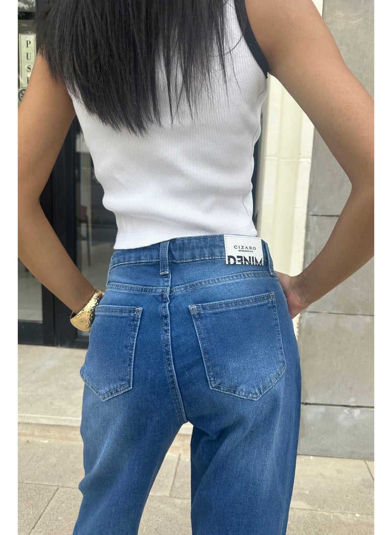CIZARO Baggy - Criss Cross High-Waist Medium Blue Jeans  - Image 4