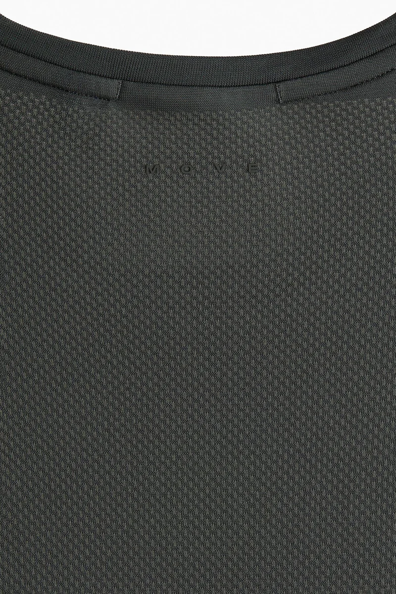 H&M Muscle Fit Sports vest top with DryMove™