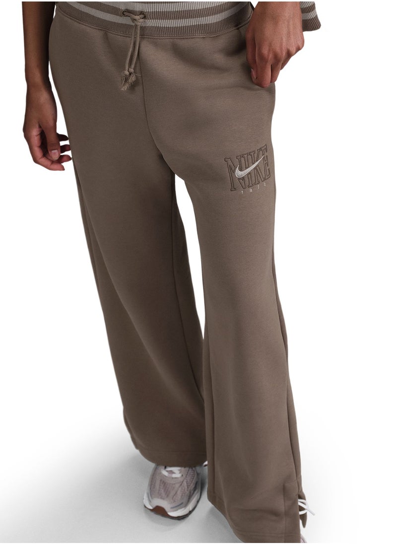 Nsw Phoenix Fleece High Rise Sweatpants - pzsku/ZF3C0E85D32A62E33E15BZ/45/_/1741794231/3ae96907-bfe6-4fee-9e42-d8009c8d48fa