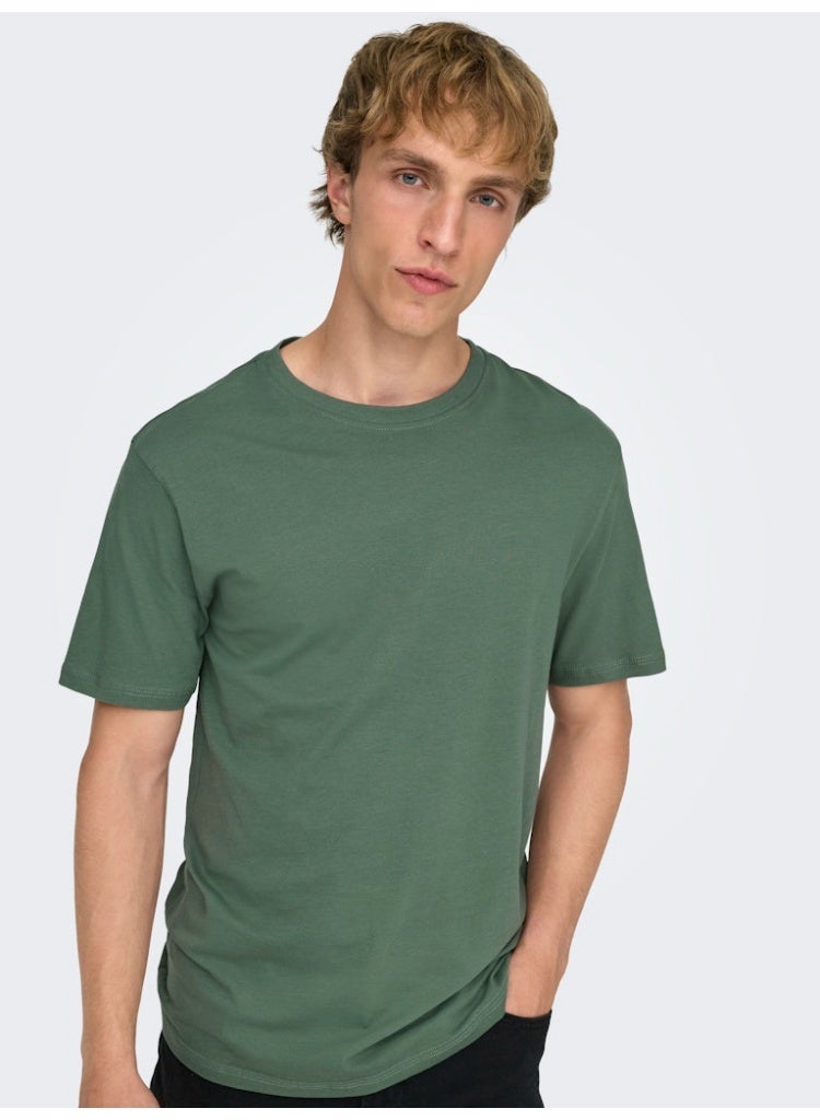 Only & Sons Men's Organic Cotton T-Shirt - Image 1