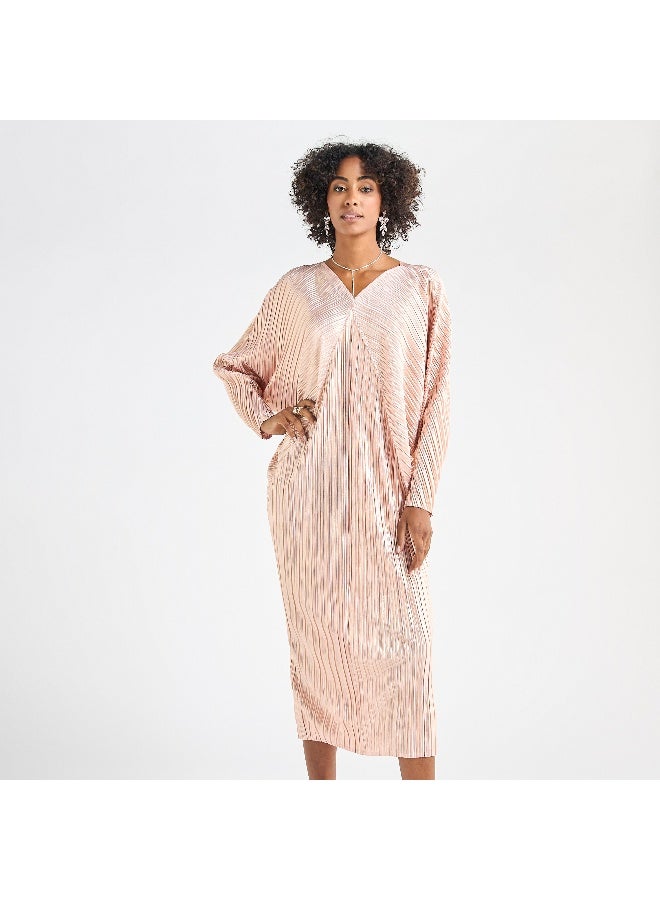 Splash FAV All-Over Pleated V-neck Dress with Extendable Sleeves  - Image 4