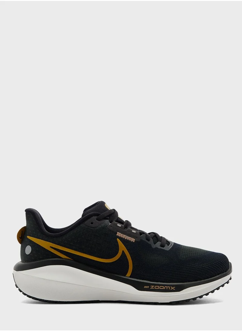 Nike Vomero 17