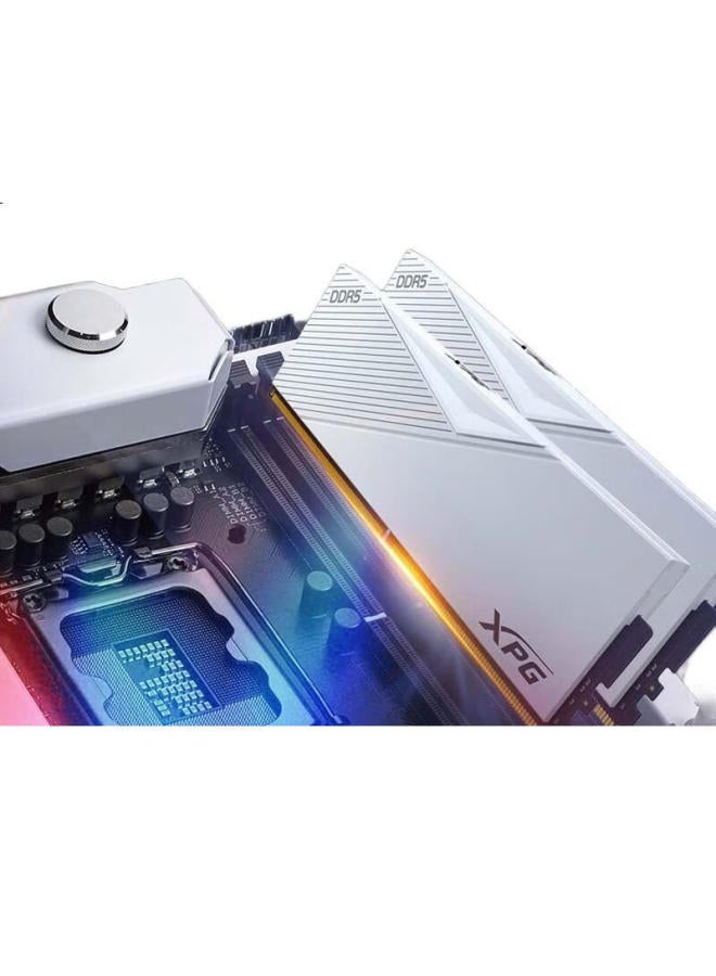 ADATA أADATA XPG D500G إيناميل أبيض 32 جيجابايت (16 جيجابايت × 2) DDR5 7200 CL34 وحدة ذاكرة ألعاب RGB مع شرائح Hynix A Die - Image 1