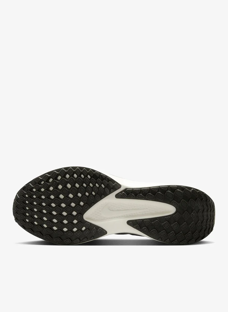 نايكي كويست