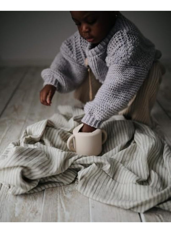 أكواب الوجبات الخفيفة للأطفال الصغار، كوب سيليكون مانع للانسكاب، حاويات طعام للأطفال غير قابلة للانسكاب، حاويات حبوب خفيفة للأطفال، مستلزمات الأطفال الأساسية (وردي خدود) - Image 3