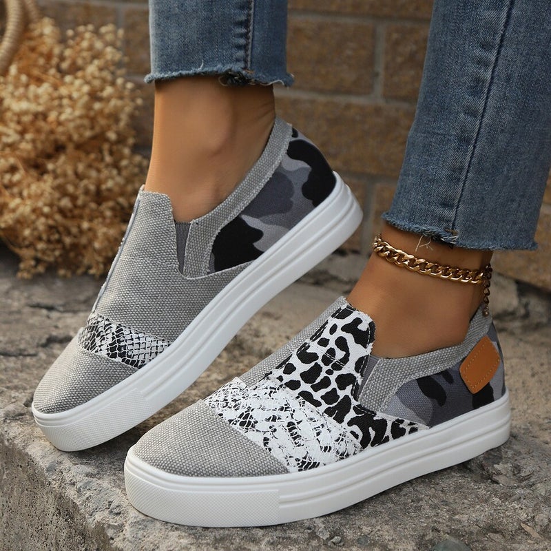 Unisex Casual Sneaker Shoes - Image 1