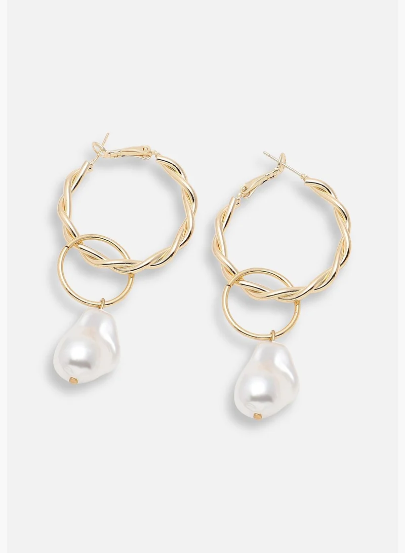 SOHI Gold Plated Party Designer Stone Drop Earring For Women
