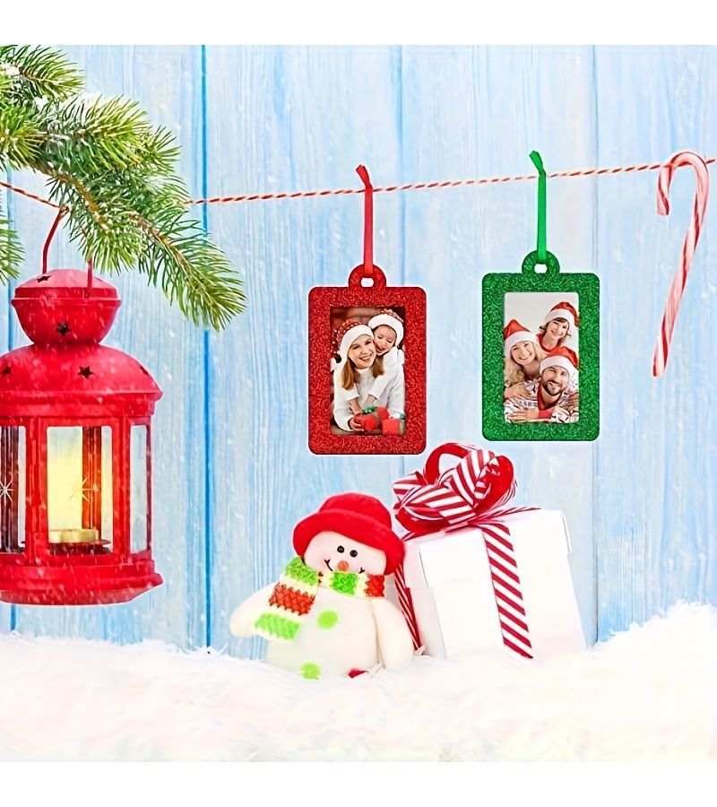 Green 4Pcs Christmas Family Themed Oblong PVC Wall Hanging Picture Frames With Festive Decorations For Vertical Display - Image 2
