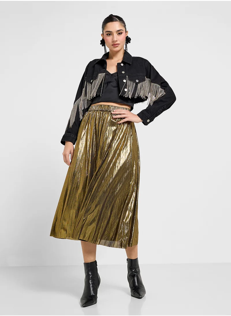 جينجر Metallic Pleated Skirt In Golden