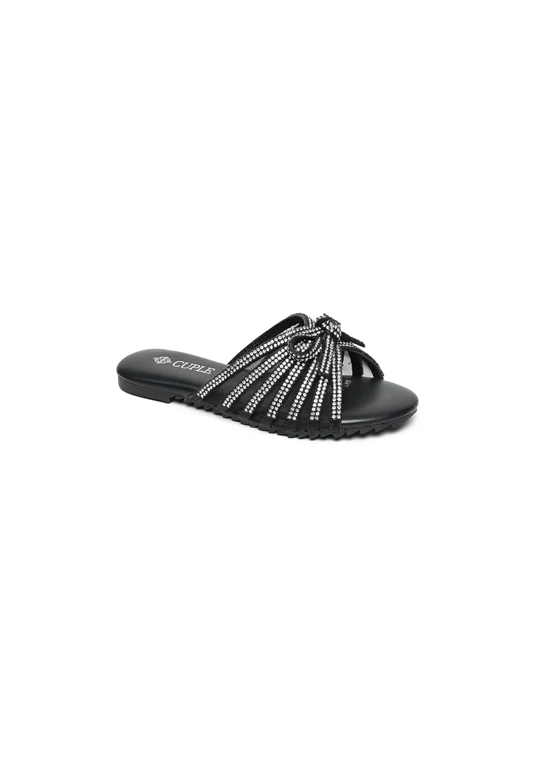 كيوبل Girls flat sandals with decorative knot design