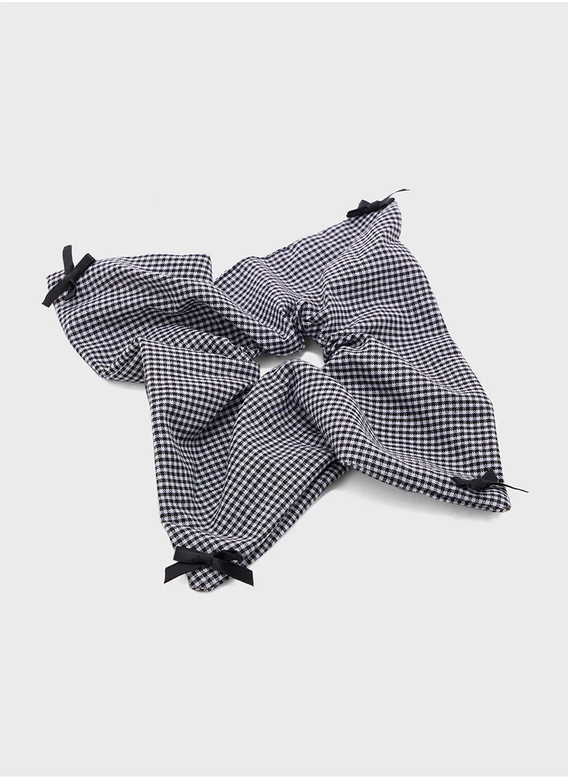 جينجر Overszed Gingham Bow Detail Scrunchie