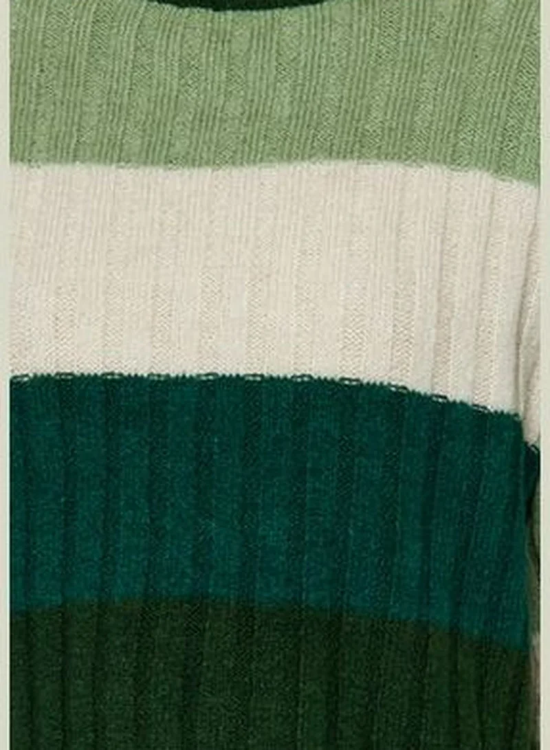 trendyol Dark Green Crop Soft Textured Color Block Knitwear Sweater
