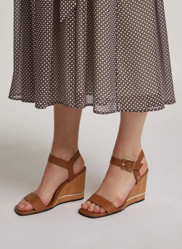 تومي هيلفيغر Puff Sleeve Belted Tiered  Dress