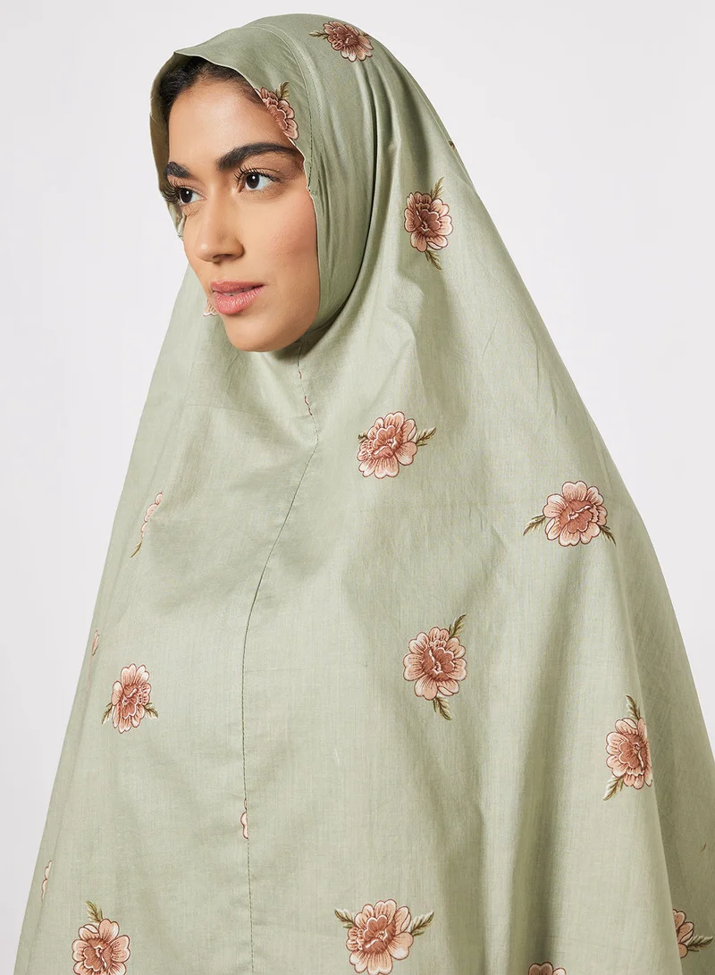 حياة ثوب صلاة مزود بحجاب ومزين بنقشة زهور