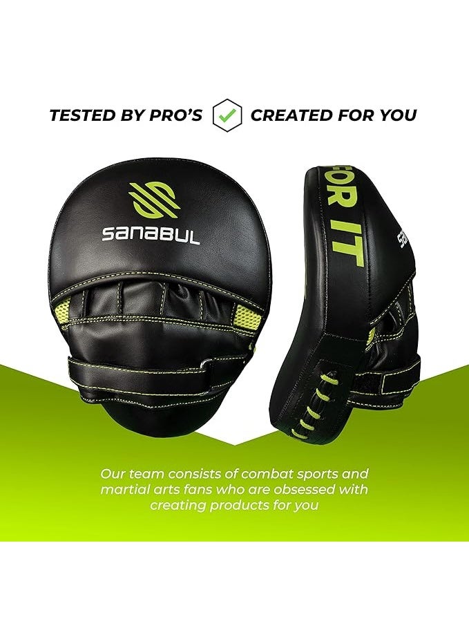 سنابول قفازات سنابول الأساسية المنحنية للملاكمة والفنون القتالية المختلطة | قفازات ووسادات ملاكمة مثالية لتدريب الرياضيين | قفازات تركيز عالية الأداء، وسادات موياي تاي للتدريب على الملاكمة - أسود/أخضر - Image 2