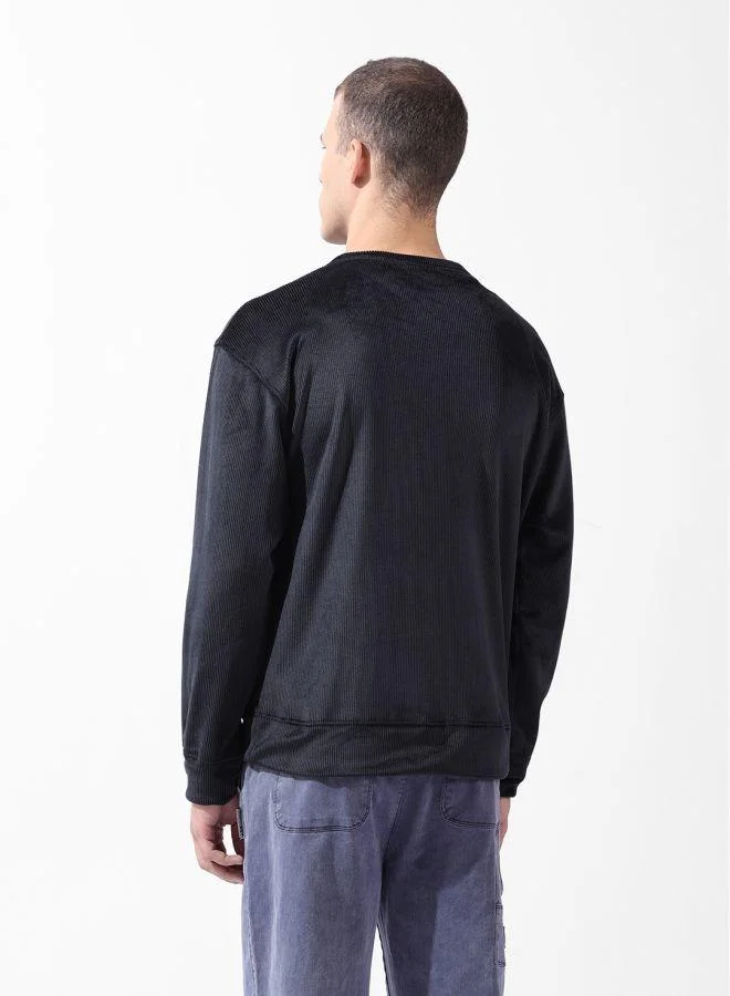 ذا انديان كراج كو Men Oversized Fit Self Design Crew Neck Full Sleeves Sweatshirt