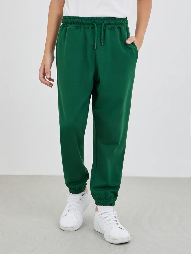 Styli Green Solid Cuffed Joggers With Slip Pockets