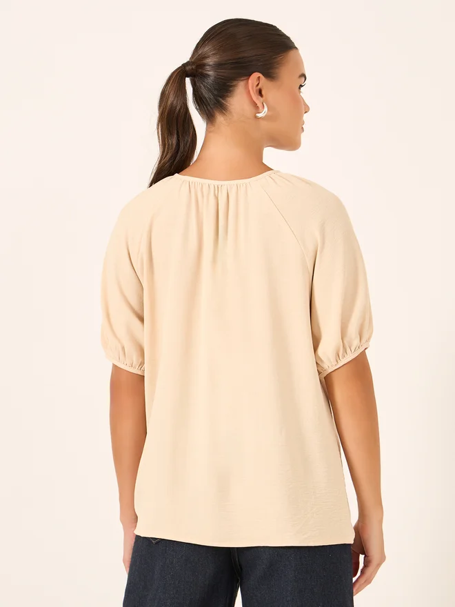 Styli Styli Puff Sleeve Tie-Up Neck Blouse