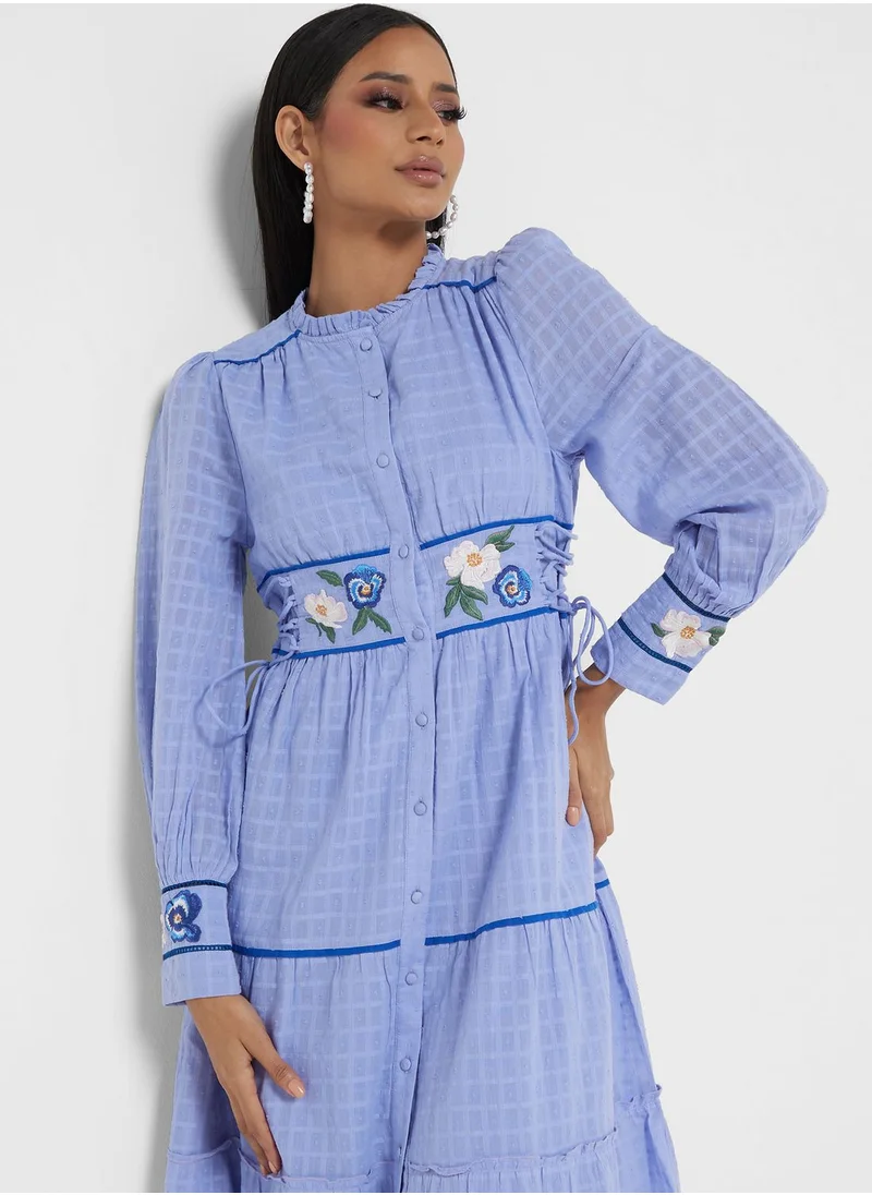 Hope & Ivy Embroidered Button Detail Dress