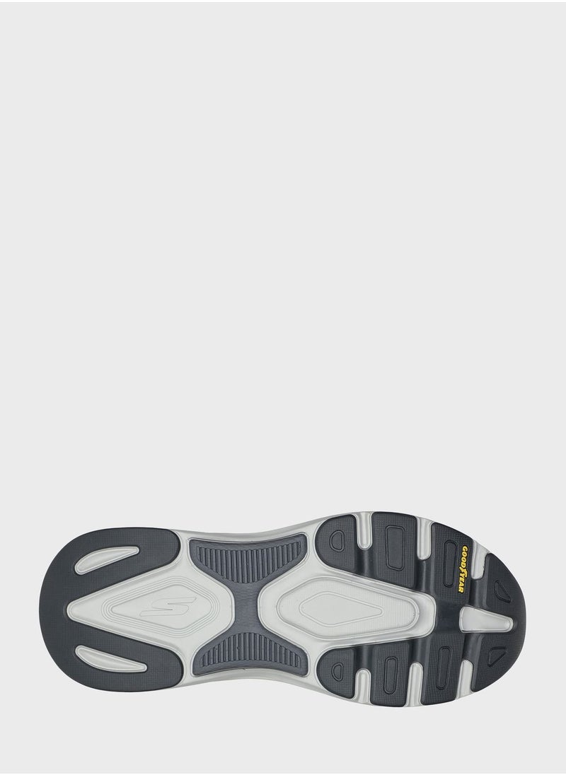 Max Cushioning Arch Fit