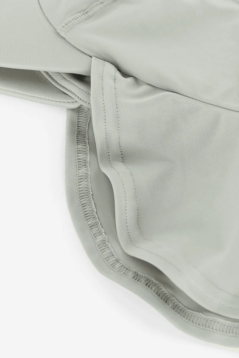 اتش اند ام قبعة واقية من الشمس UPF 50