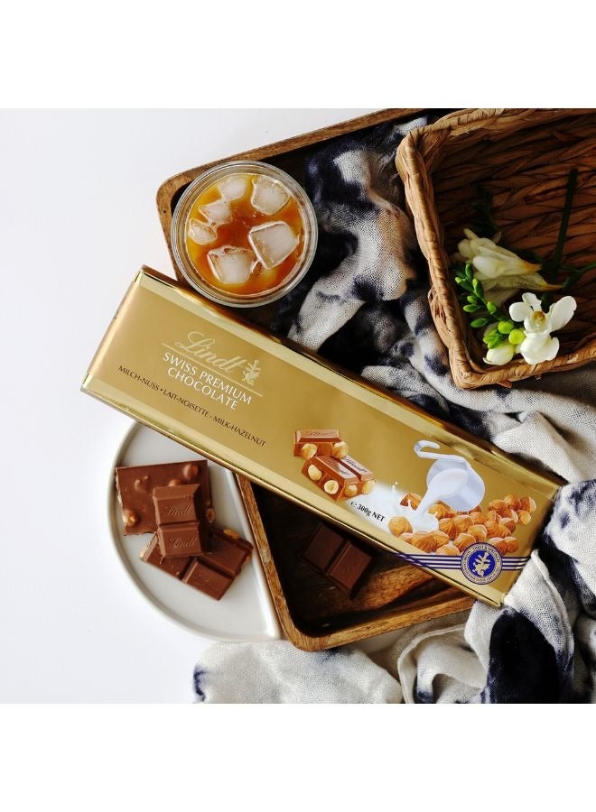 Lindt لوح شوكولاتة ذهبية بالبندق - Image 2