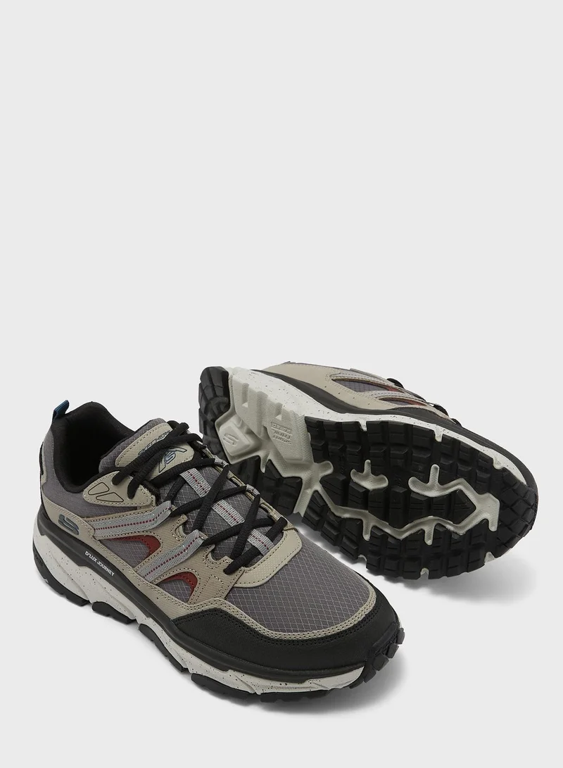 SKECHERS D'Lux Journey
