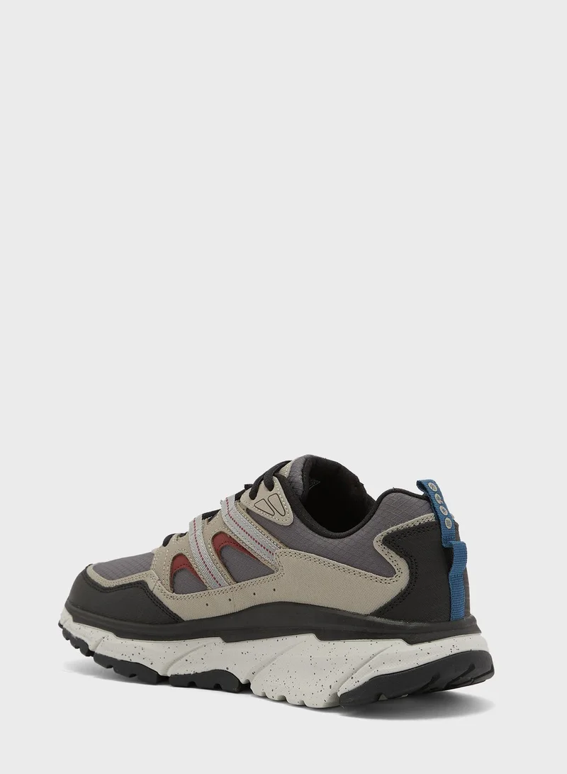 SKECHERS D'Lux Journey