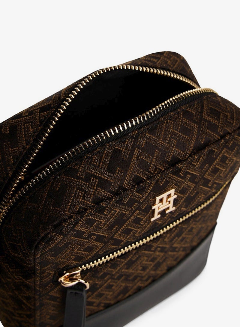 TOMMY HILFIGER Logo Detailed Feminine Crossbody - Image 5