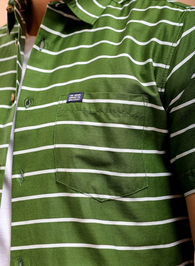 ذا انديان كراج كو Men Slim Fit Striped Half Sleeves Cutaway Collar Casual Shirt