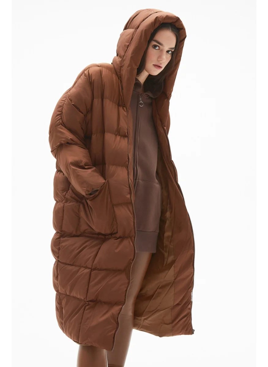 جون Loose Fit Hooded Inflatable Coat