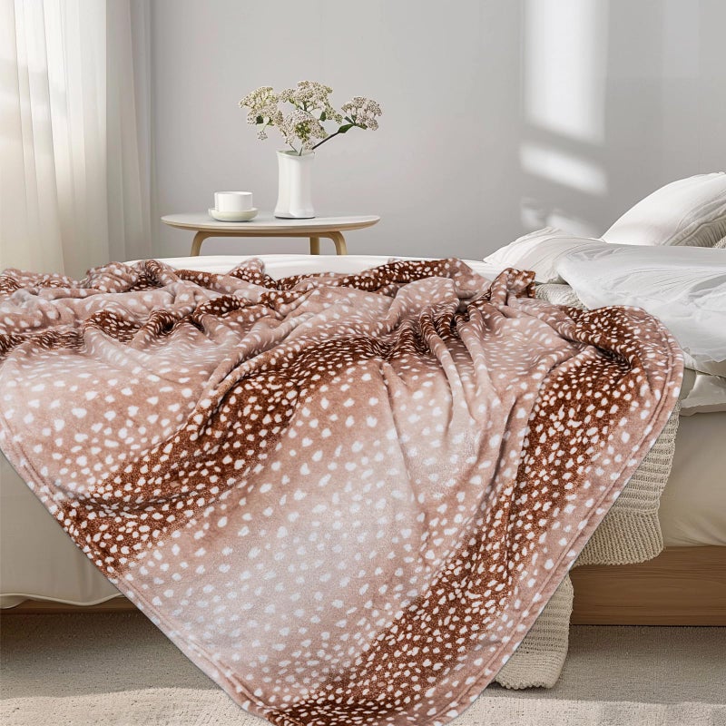 Macevia Flannel Fleece Animal Print Throw flant for Couch Cabin Decor Decord Deer Deer Hide Hide Cabin Through Super Super Fluffy Dark Dark Decor - Image 4