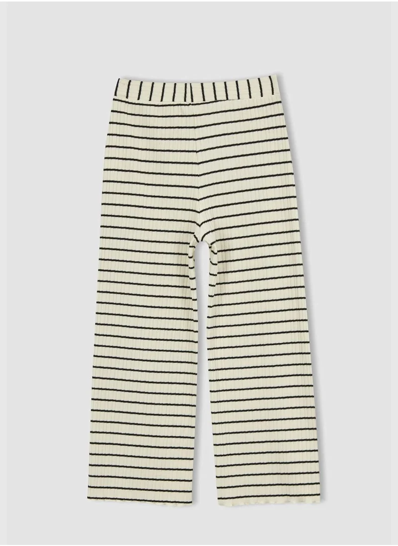 ديفاكتو Girl Flare Fit Knitted Trousers