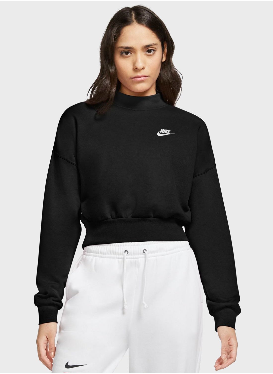 Nike sportswear essential online fleece mock neck sweatshir