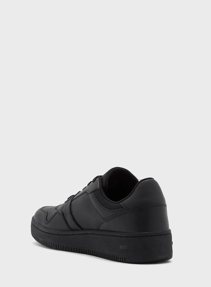 TOMMY JEANS Retro Low Top Sneakers