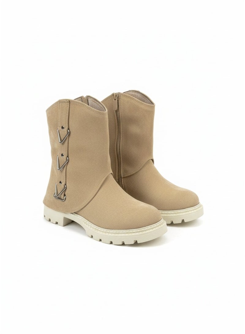 فيبراندا بوت عملي بتصميم عصري يناسب الإطلالات الكاجوال واليومية - Image 3