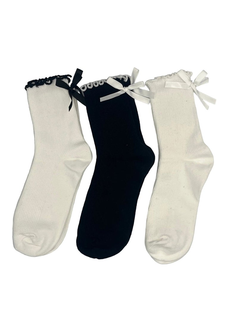 Prickly Pear 3 pack of Scallop Edge Bow Crew Socks - Image 1