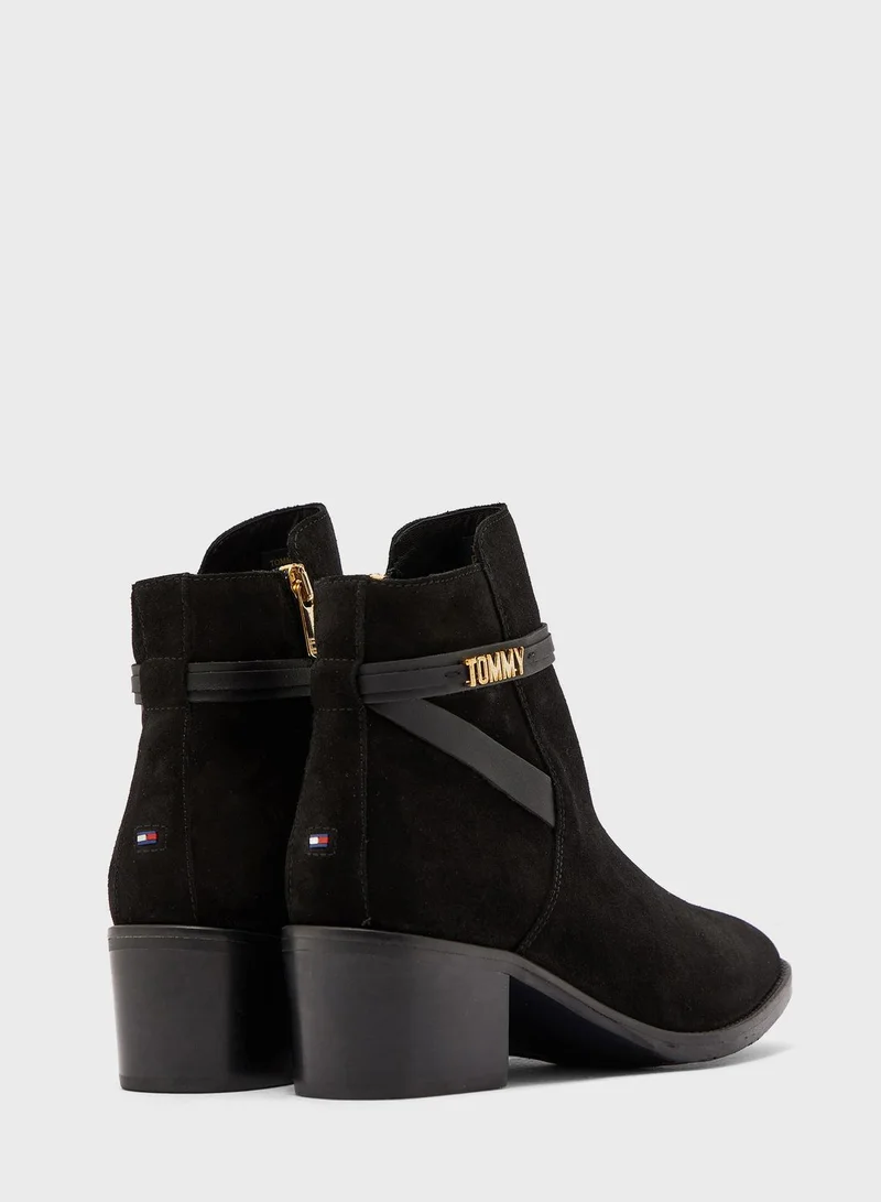 TOMMY HILFIGER Block Branding Suede Ankle Boot