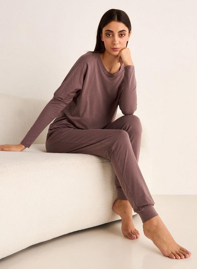 Aadaraya Long Sleeve Top and Pyjama Set - Image 1