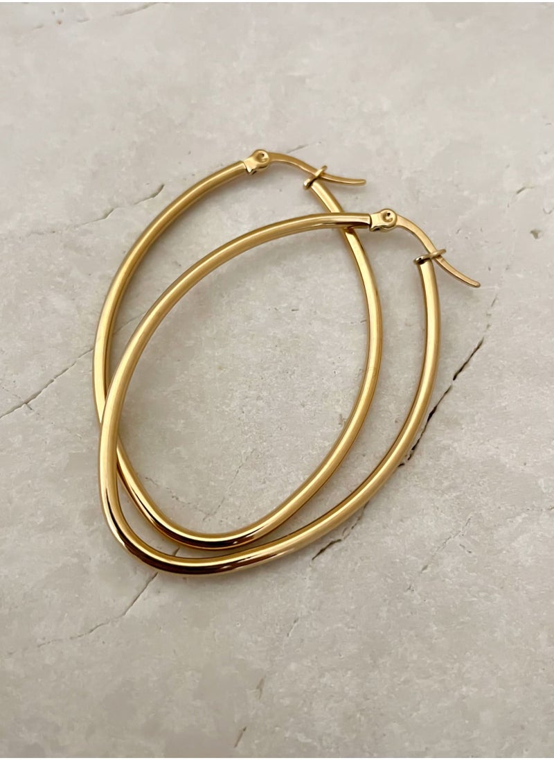 Clé de Lune Minimalist Oval Hoop Earrings- Gold  - Image 3